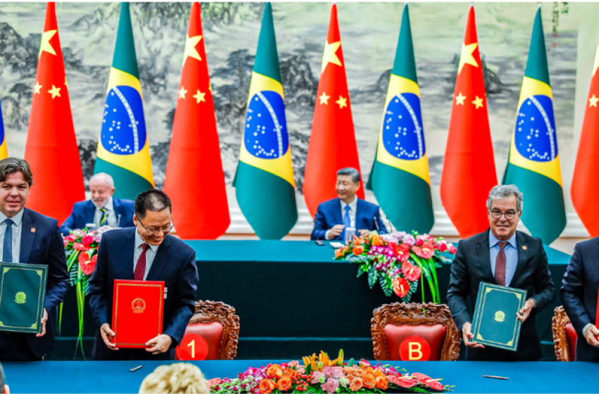 Brasil e China firmam acordo para modernizar serviços postais e aprimorar atendimento à população