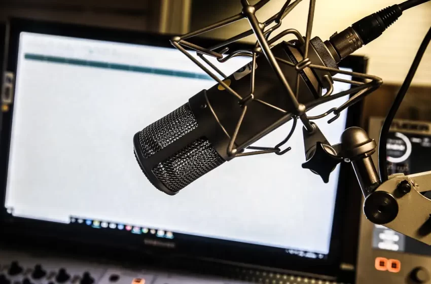  Rádio segue presente no cotidiano de 79% dos brasileiros das metrópoles, aponta pesquisa