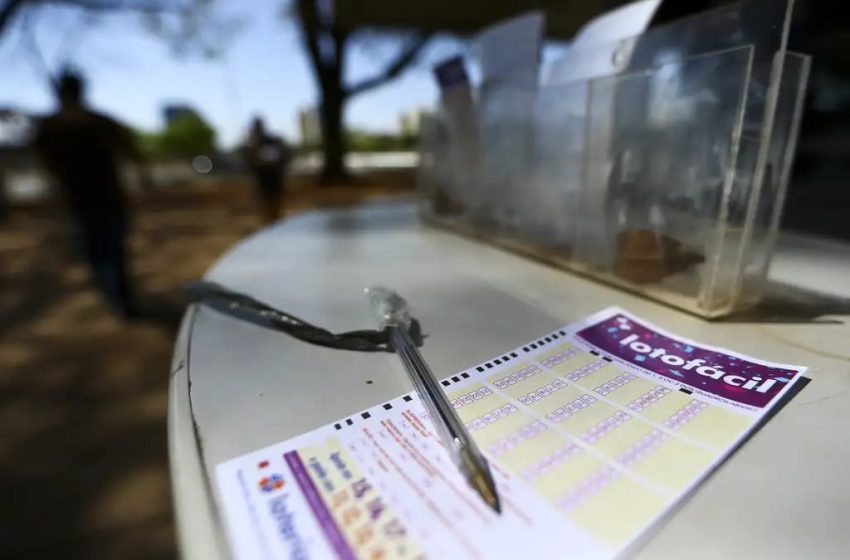  Lotofácil 3526 de hoje: confira os números e o resultado do sorteio desta quinta-feira (30/10)